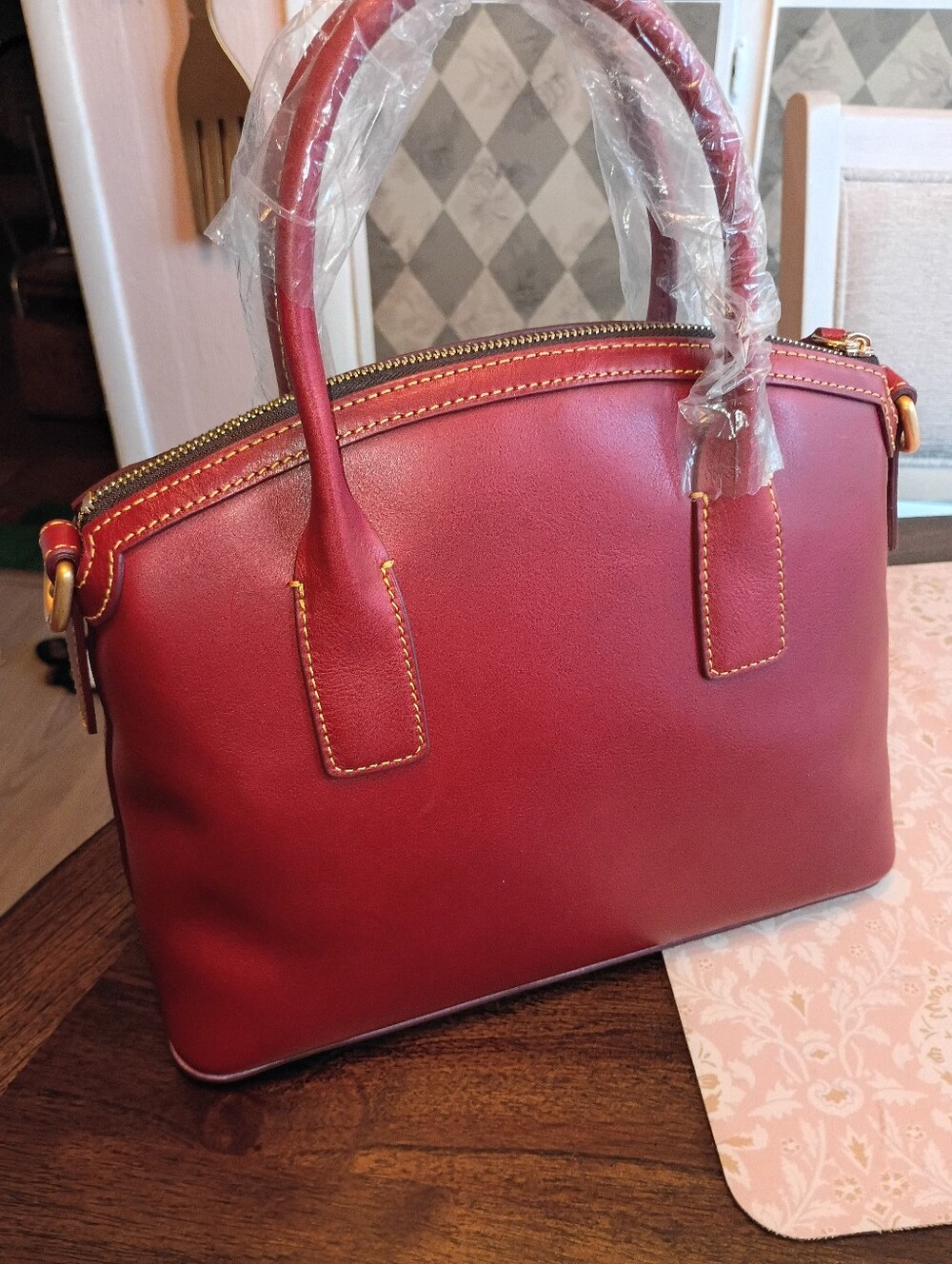 Dooney domed Florentine satchel in Bordeaux - Picture 6 of 17